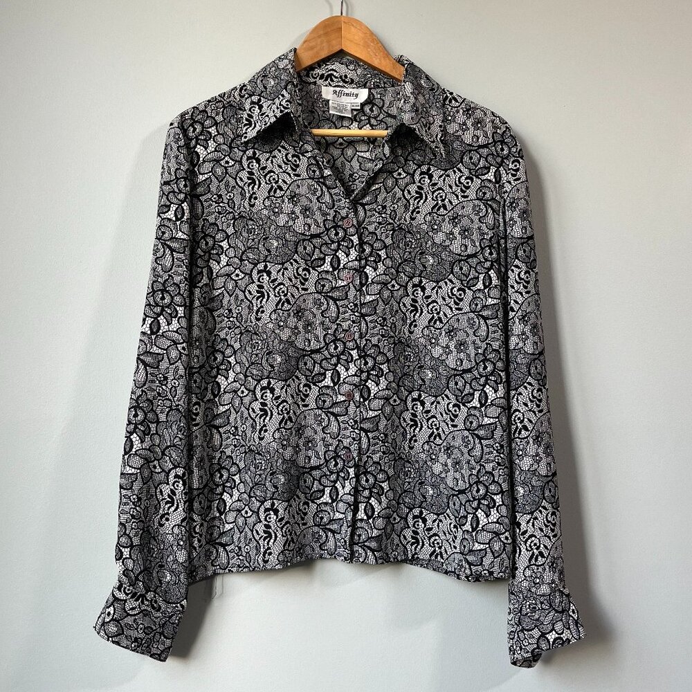 Affinity button down shirt in Black and white Size 16